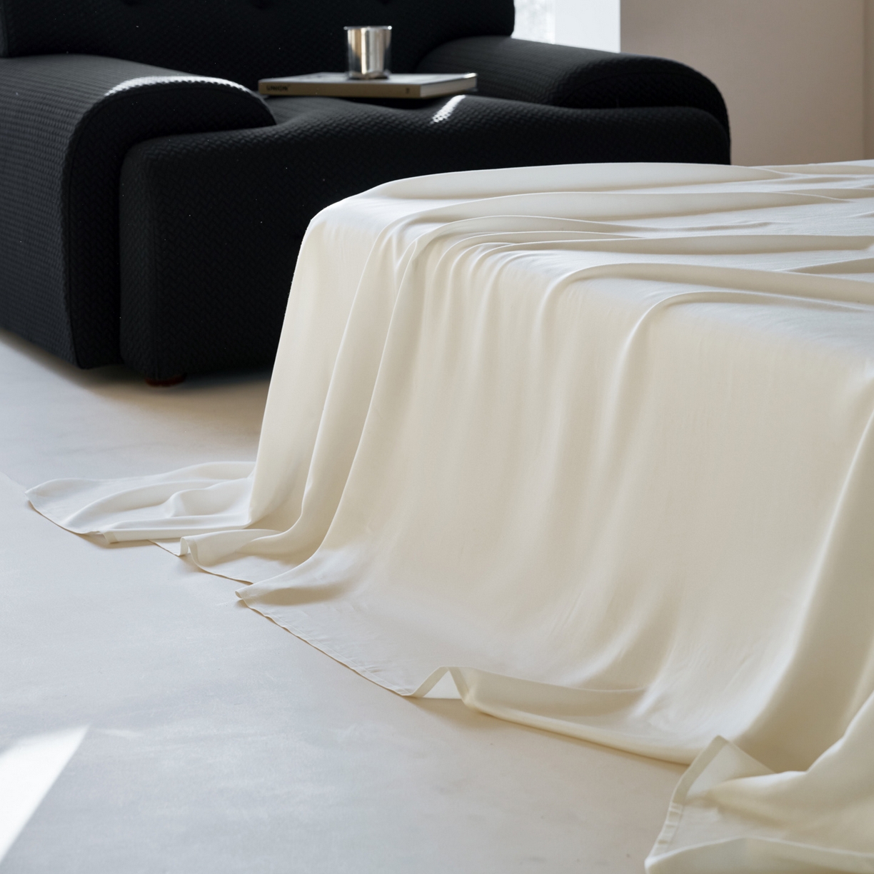 91家纺网 家纺一手货源 找家纺 简纯主义 2026新款100S超细旦进口兰精天丝单床单床单单件 杏仁白