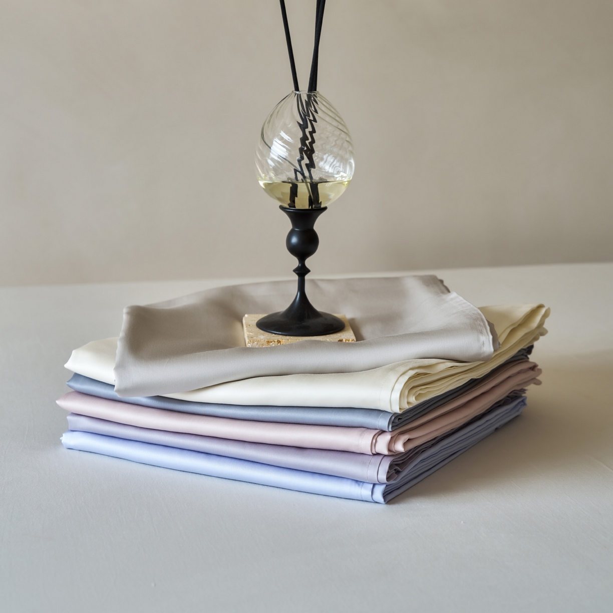 91家纺网 家纺一手货源 找家纺 简纯主义 2026新款100S超细旦进口兰精天丝单床单床单单件 组合图仅供展示-不可下单