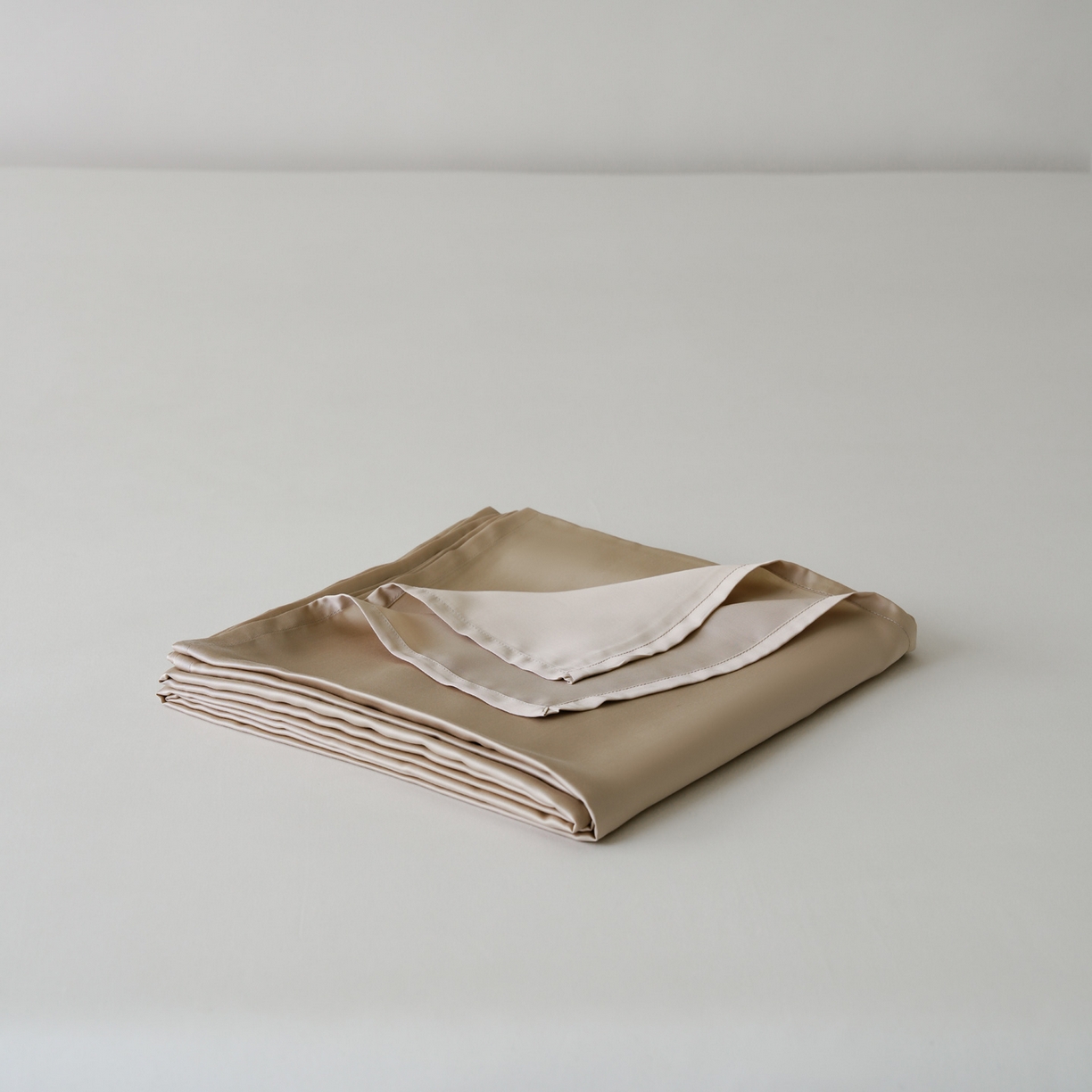 91家纺网 家纺一手货源 找家纺 简纯主义 2026新款100S超细旦进口兰精天丝单床单床单单件 组合图仅供展示-不可下单