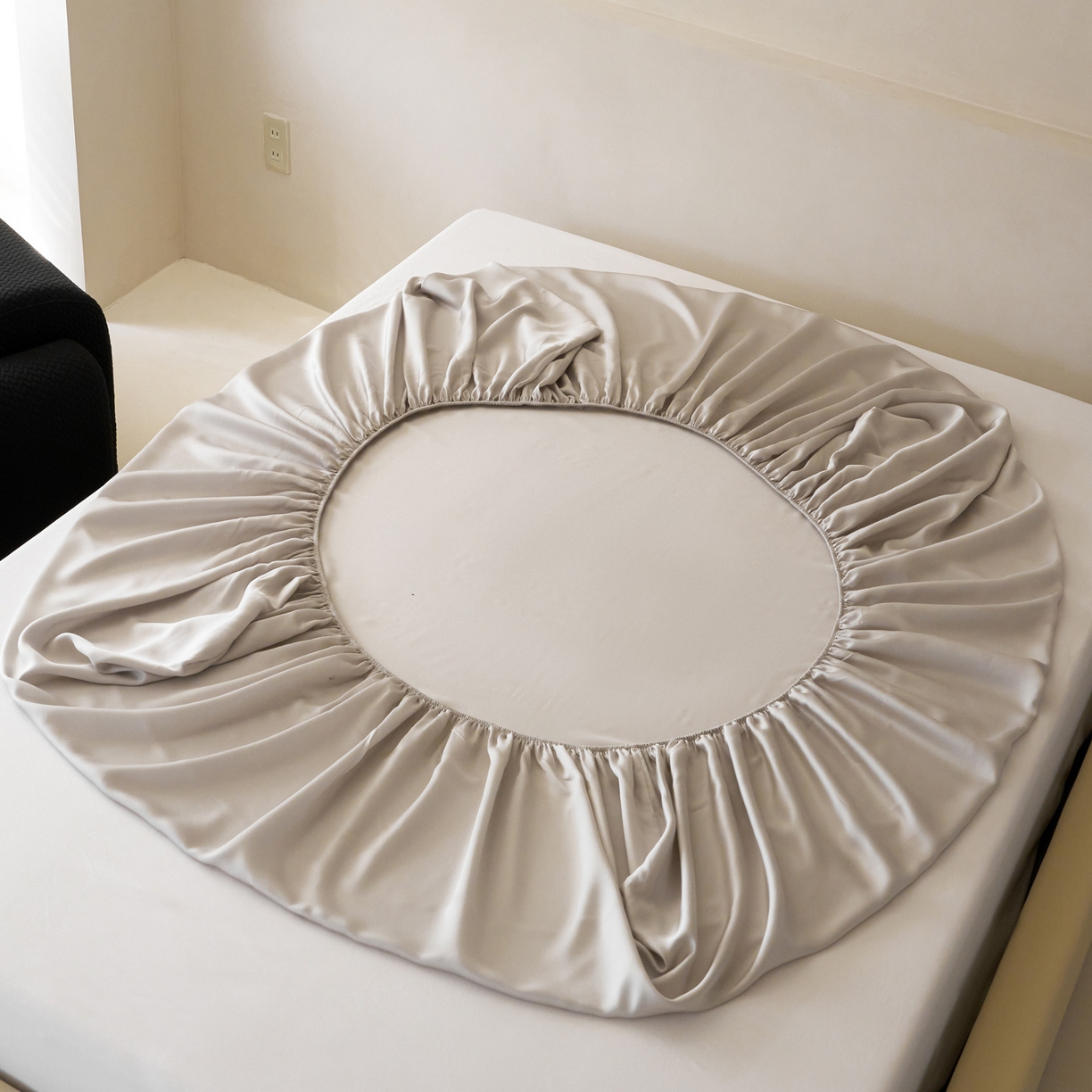 91家纺网 家纺一手货源 找家纺 简纯主义 2026新款100S超细旦进口兰精天丝单床笠床笠单件 经典灰