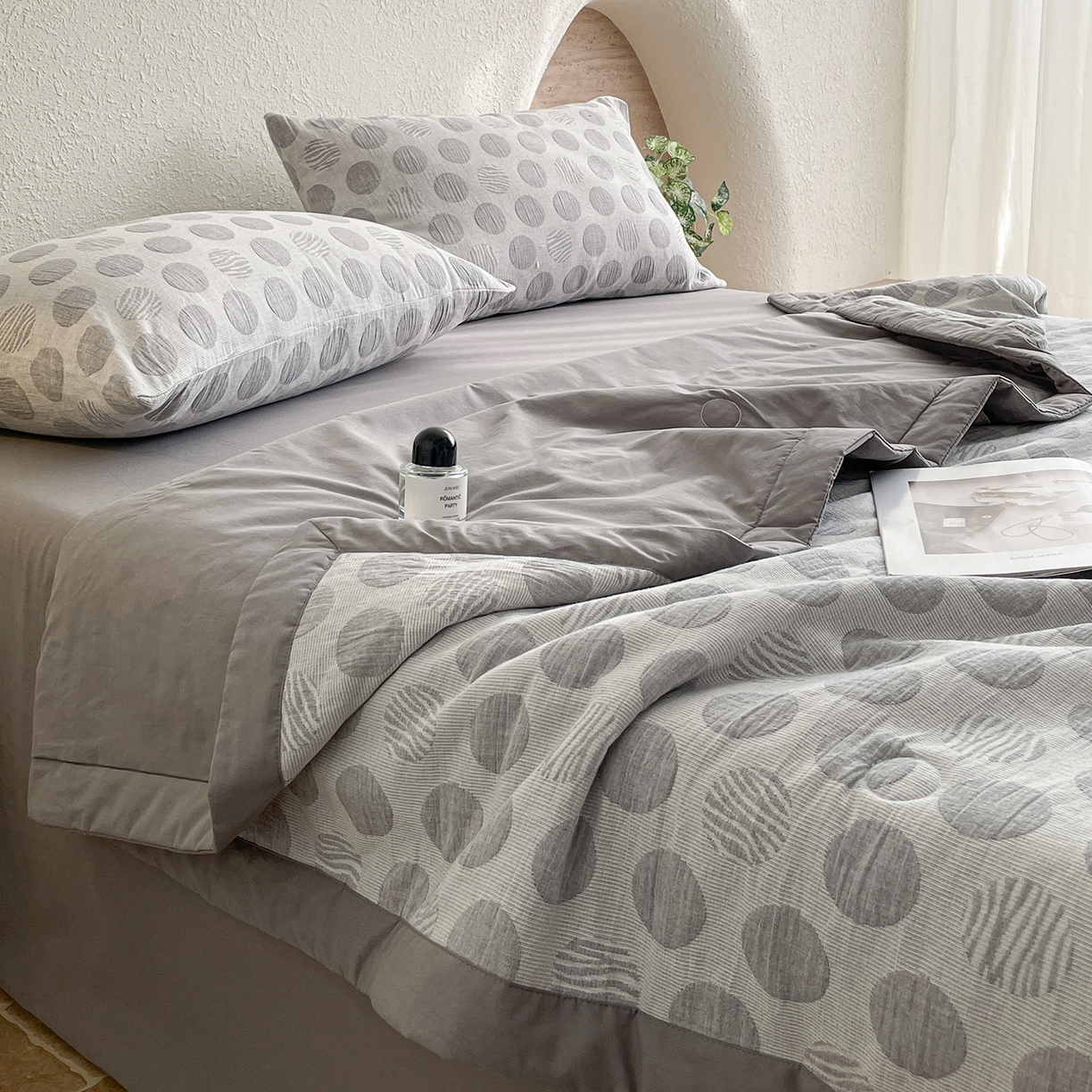 91家纺网 家纺一手货源 找家纺 （总）绒城 2026新款全棉色织提花三层纱夏被夏凉被空调被-华美