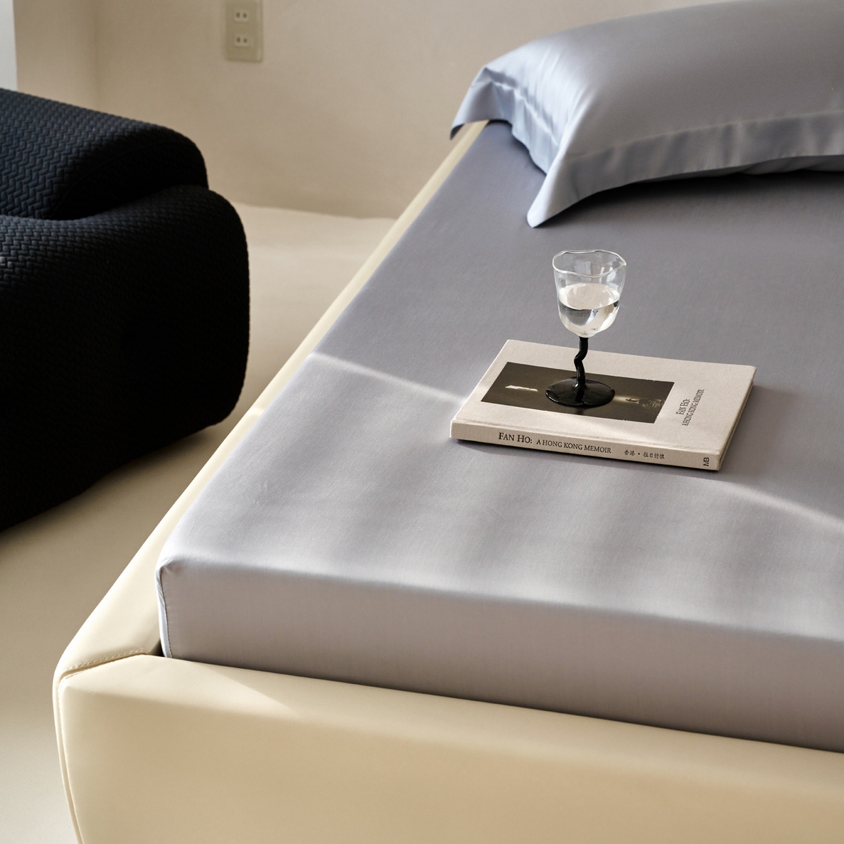 91家纺网 家纺一手货源 找家纺 简纯主义 2026新款100S超细旦进口兰精天丝单床笠床笠单件 暮蓝