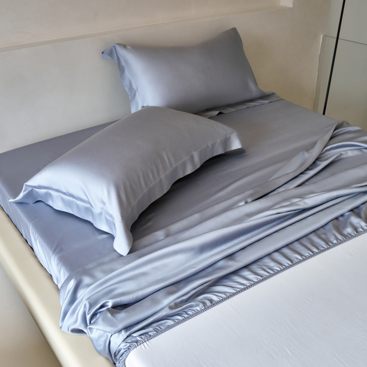 91家纺网 家纺一手货源 找家纺 简纯主义 2026新款100S超细旦进口兰精天丝单床笠床笠单件 暮蓝