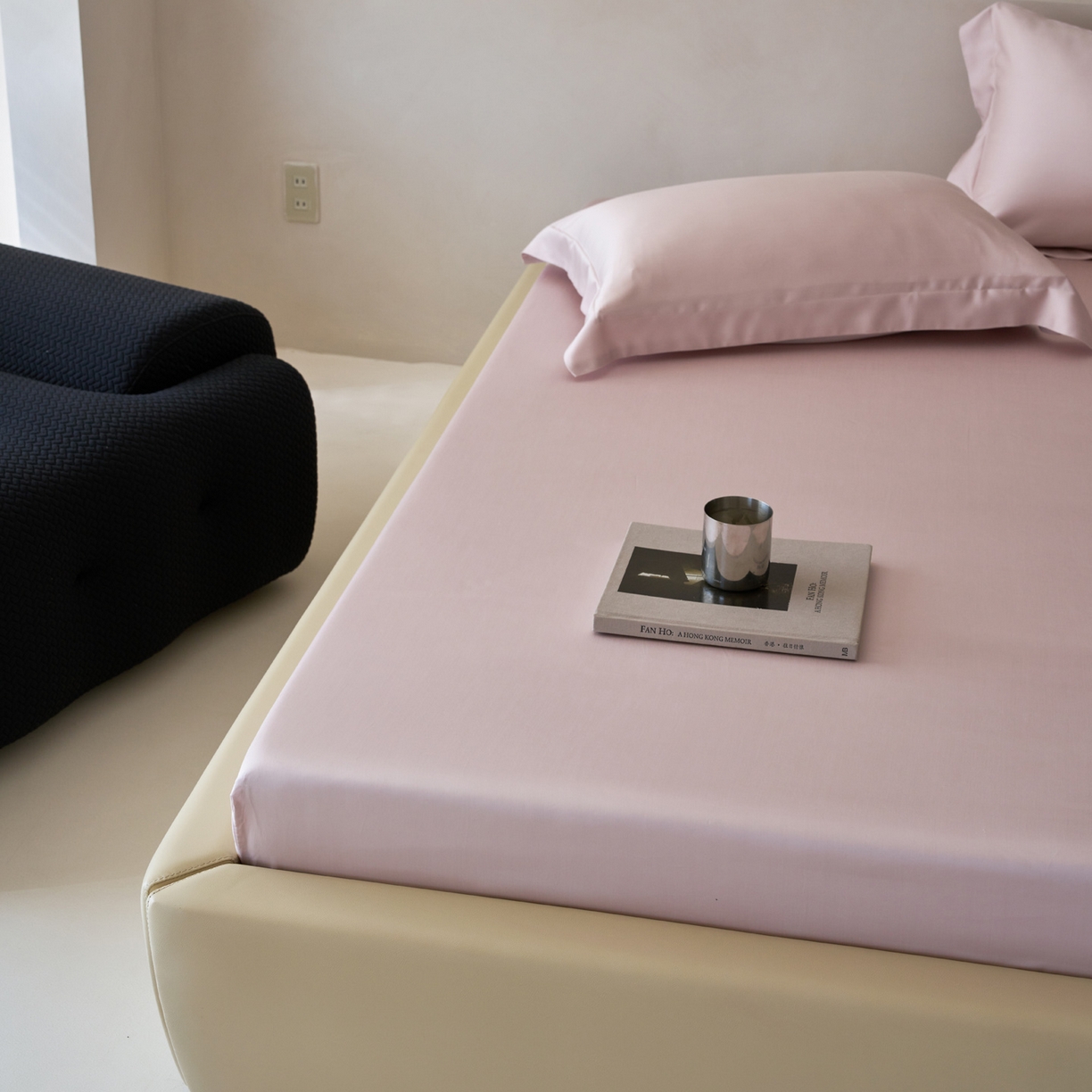 91家纺网 家纺一手货源 找家纺 简纯主义 2026新款100S超细旦进口兰精天丝单床笠床笠单件 柔霜粉