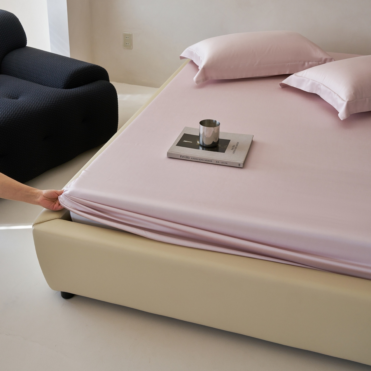 91家纺网 家纺一手货源 找家纺 简纯主义 2026新款100S超细旦进口兰精天丝单床笠床笠单件 柔霜粉