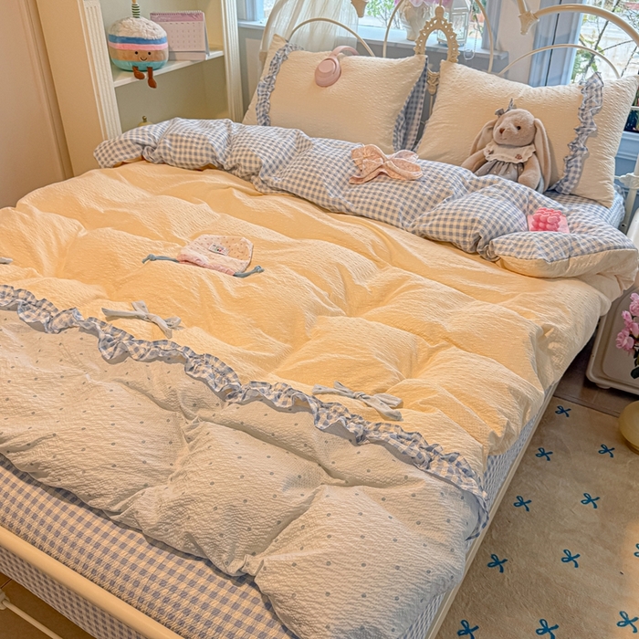 91家纺网 家纺一手货源 找家纺 子钦家纺 2026春夏新款提花泡芙棉甜系格子软乎乎的治愈床品花边蝴蝶结床单床笠四件套-邹邹奶芙 邹邹奶芙-海盐蓝波点
