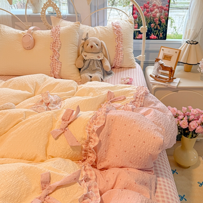 91家纺网 家纺一手货源 找家纺 子钦家纺 2026春夏新款提花泡芙棉甜系格子软乎乎的治愈床品花边蝴蝶结床单床笠四件套-邹邹奶芙 邹邹奶芙-奶粉波点