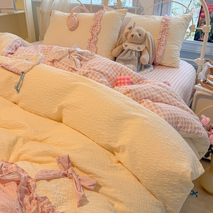 91家纺网 家纺一手货源 找家纺 子钦家纺 2026春夏新款提花泡芙棉甜系格子软乎乎的治愈床品花边蝴蝶结床单床笠四件套-邹邹奶芙 邹邹奶芙-奶粉波点