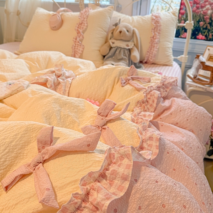 91家纺网 家纺一手货源 找家纺 子钦家纺 2026春夏新款提花泡芙棉甜系格子软乎乎的治愈床品花边蝴蝶结床单床笠四件套-邹邹奶芙 邹邹奶芙-奶粉波点