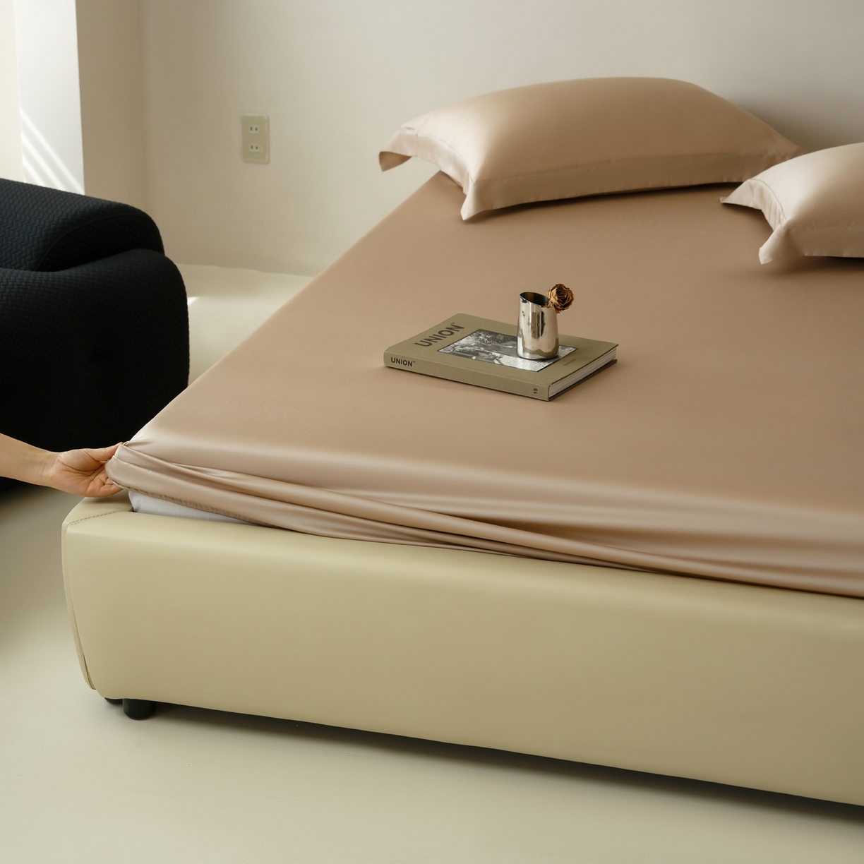 91家纺网 家纺一手货源 找家纺 简纯主义 2026新款100S超细旦进口兰精天丝单床笠床笠单件 新雅棕