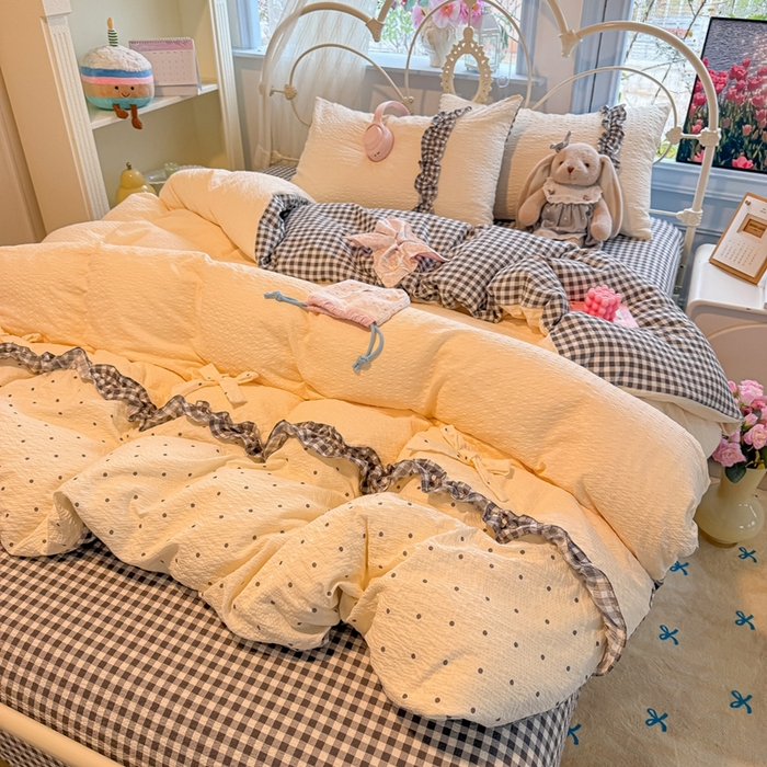 91家纺网 家纺一手货源 找家纺 子钦家纺 2026春夏新款提花泡芙棉甜系格子软乎乎的治愈床品花边蝴蝶结床单床笠四件套-邹邹奶芙 邹邹奶芙-奶灰波点