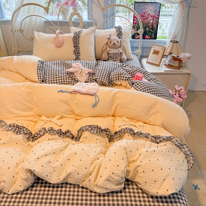 91家纺网 家纺一手货源 找家纺 子钦家纺 2026春夏新款提花泡芙棉甜系格子软乎乎的治愈床品花边蝴蝶结床单床笠四件套-邹邹奶芙 邹邹奶芙-奶灰波点