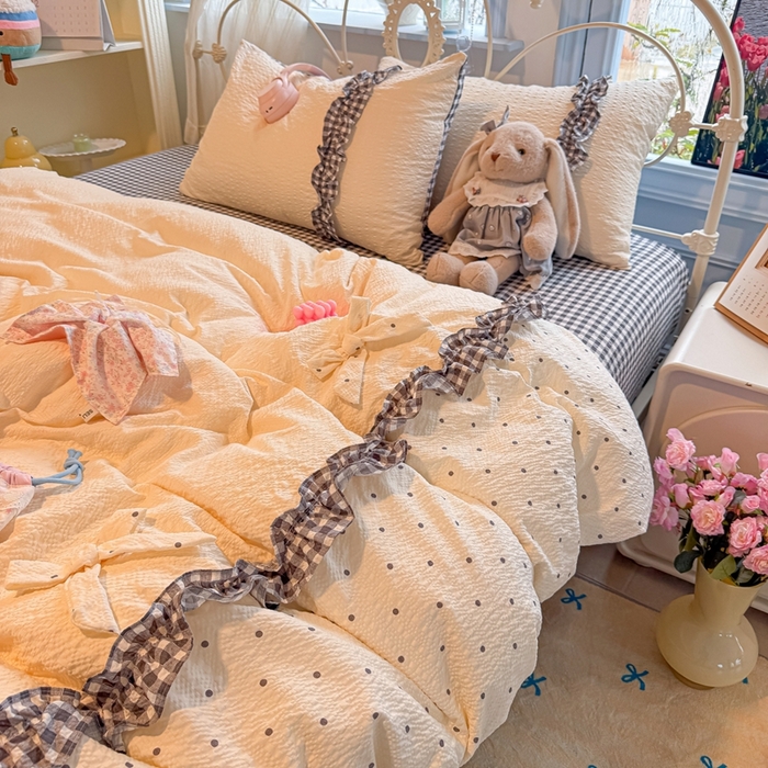 91家纺网 家纺一手货源 找家纺 子钦家纺 2026春夏新款提花泡芙棉甜系格子软乎乎的治愈床品花边蝴蝶结床单床笠四件套-邹邹奶芙 邹邹奶芙-奶灰波点