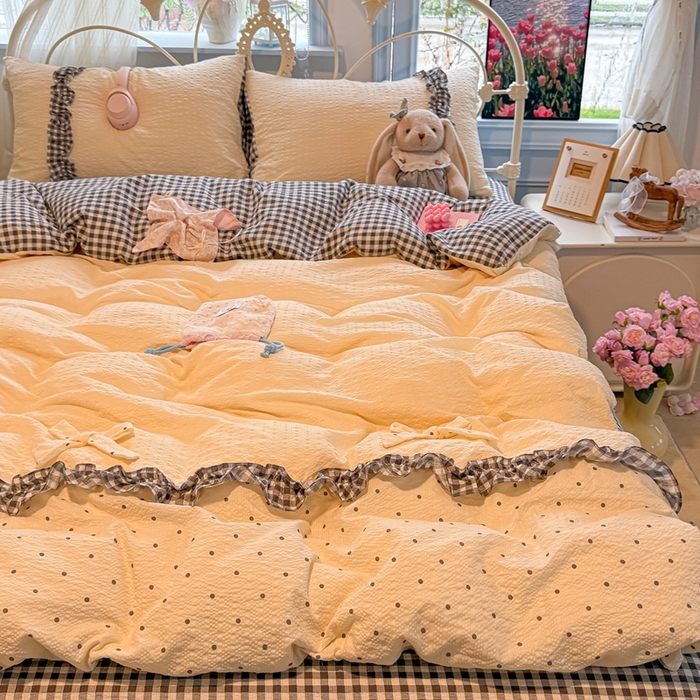 91家纺网 家纺一手货源 找家纺 子钦家纺 2026春夏新款提花泡芙棉甜系格子软乎乎的治愈床品花边蝴蝶结床单床笠四件套-邹邹奶芙 邹邹奶芙-奶灰波点