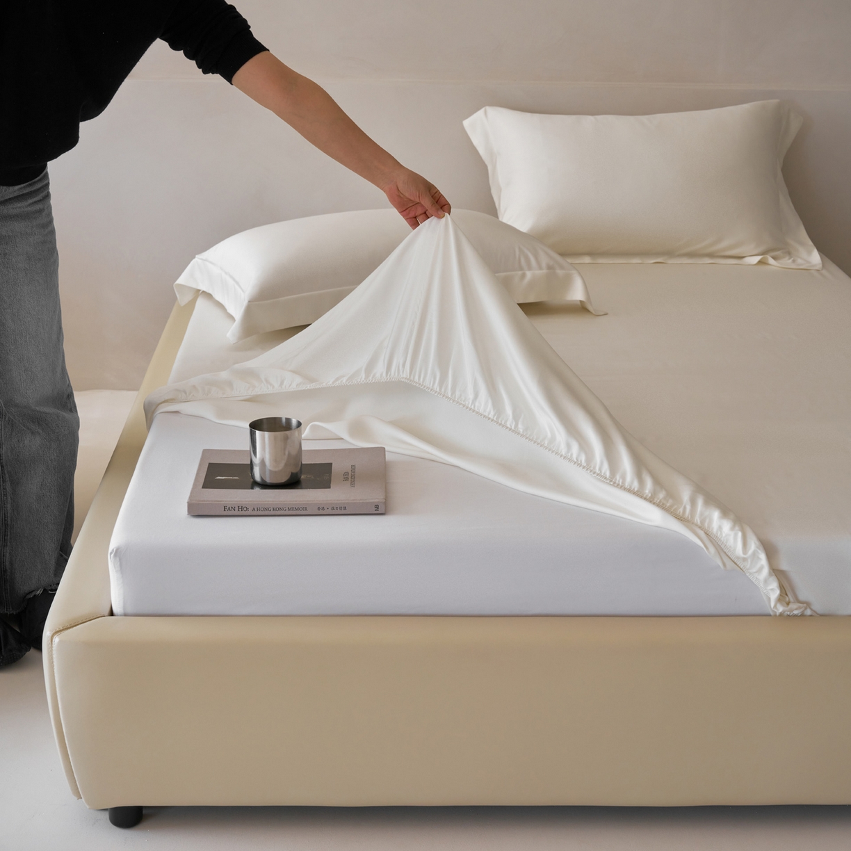 91家纺网 家纺一手货源 找家纺 简纯主义 2026新款100S超细旦进口兰精天丝单床笠床笠单件 杏仁白