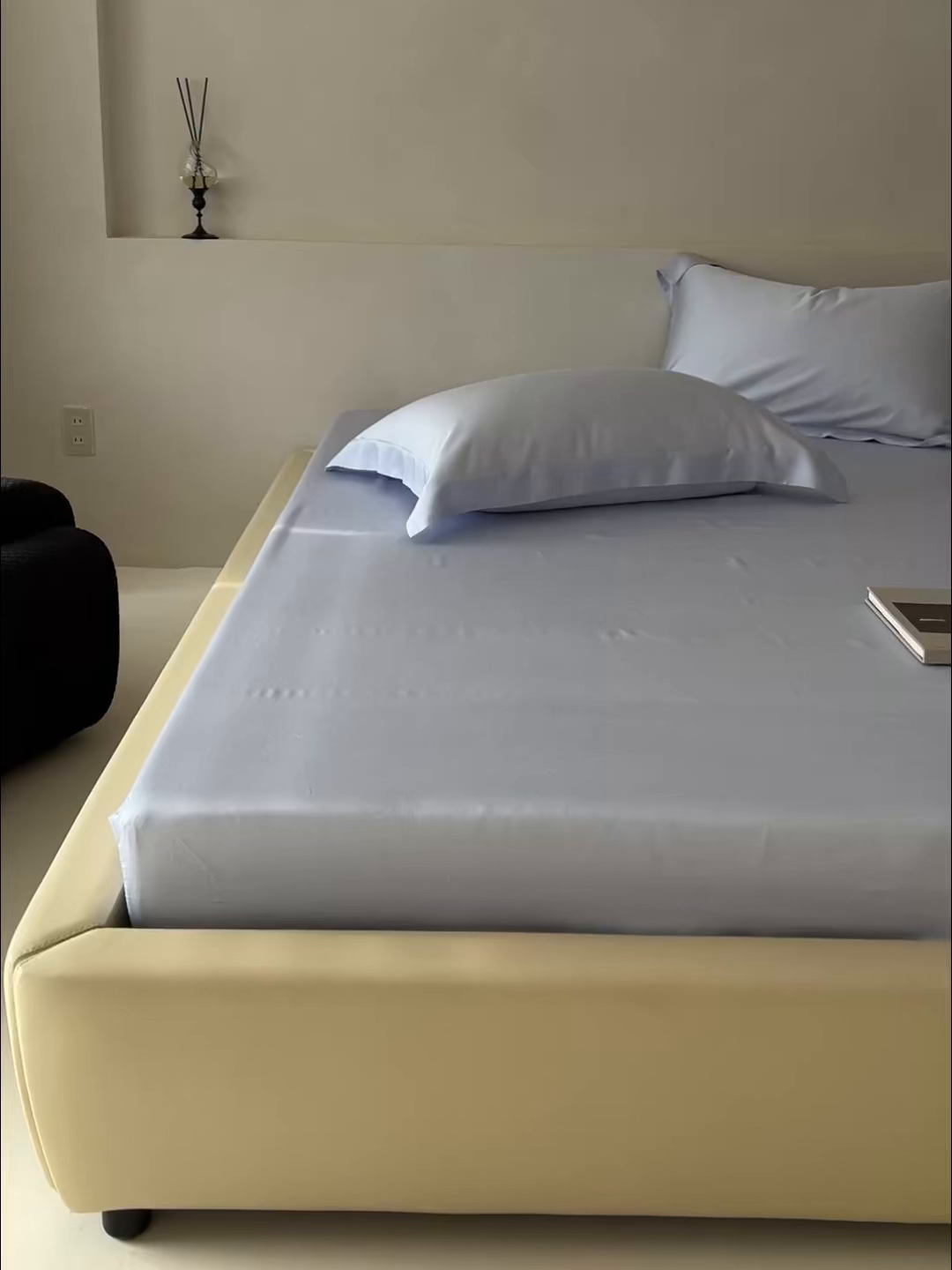 91家纺网 家纺一手货源 找家纺 简纯主义 2026新款100S超细旦进口兰精天丝单床笠床笠单件 云醉了