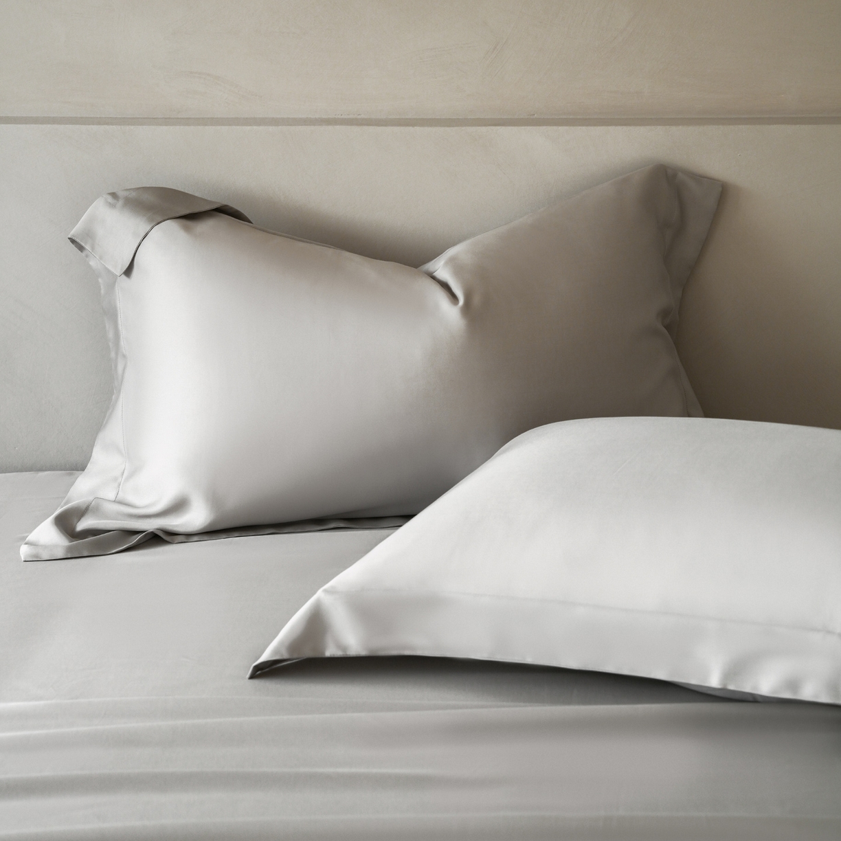 91家纺网 家纺一手货源 找家纺 简纯主义 2026新款100S超细旦进口兰精天丝单枕套枕套单件 经典灰