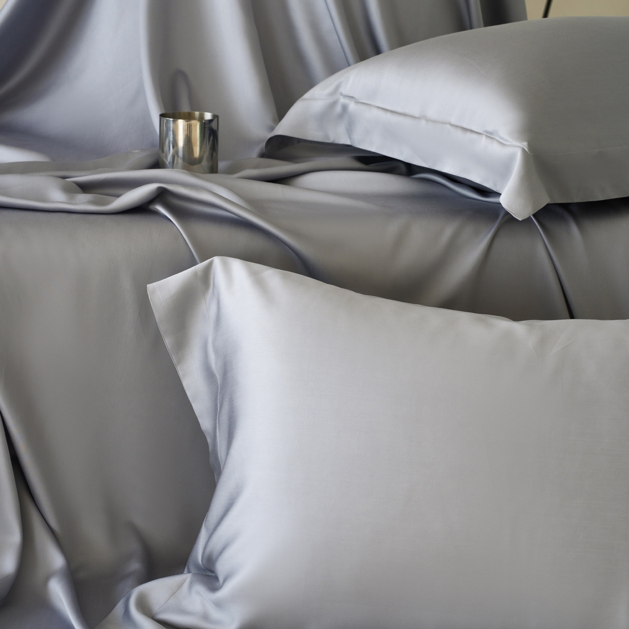 91家纺网 家纺一手货源 找家纺 简纯主义 2026新款100S超细旦进口兰精天丝单枕套枕套单件 暮蓝