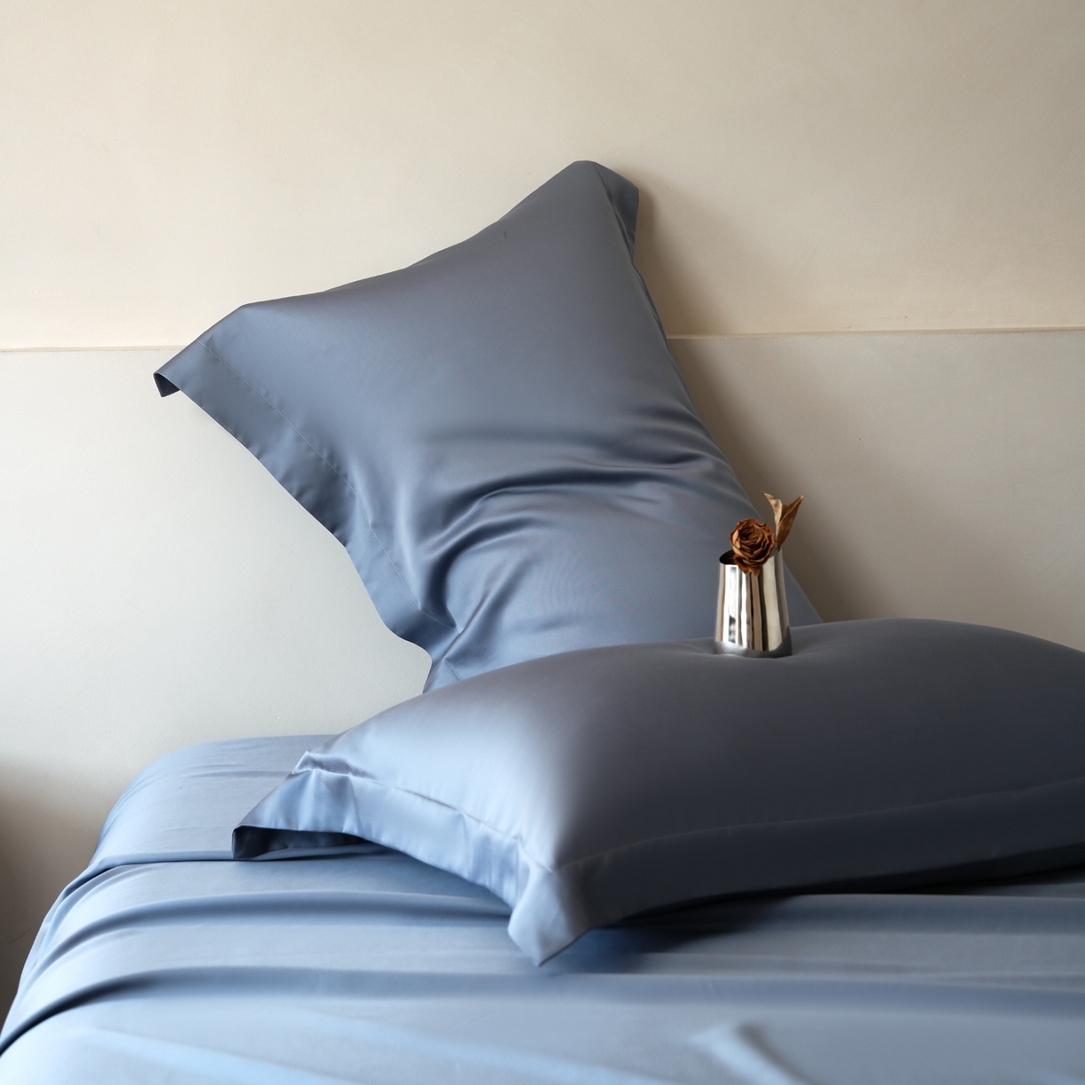 91家纺网 家纺一手货源 找家纺 简纯主义 2026新款100S超细旦进口兰精天丝单枕套枕套单件 太妃灰