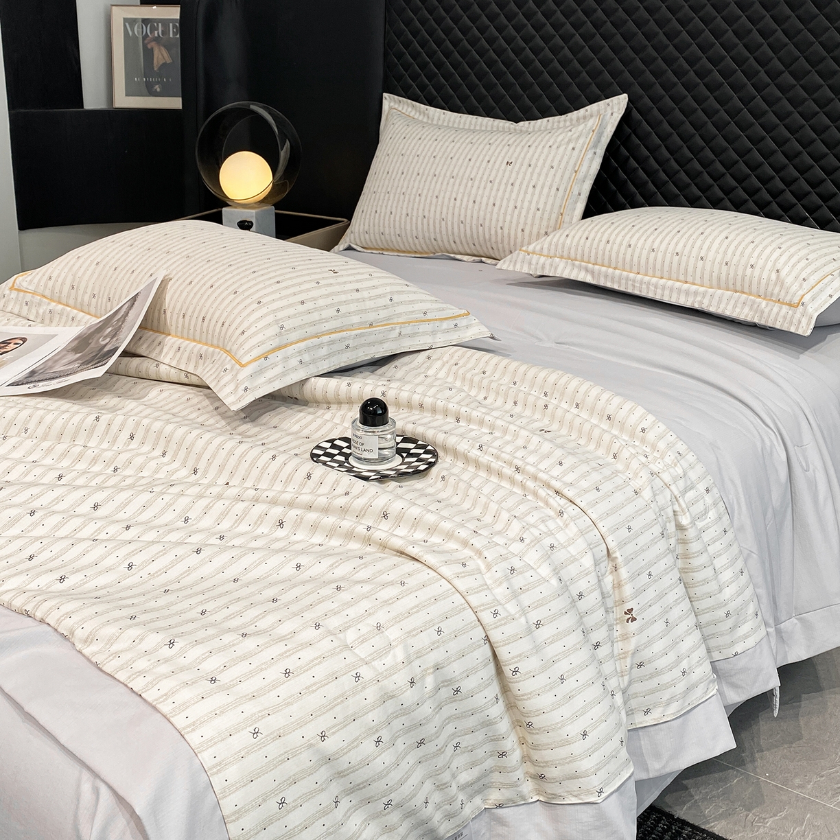 91家纺网 家纺一手货源 找家纺 佳品居 2026新款凉感天丝棉印花系列水洗真丝夏被四件套 蝴蝶梦