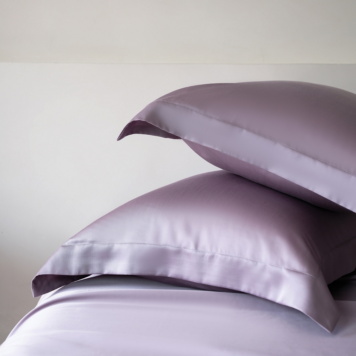 91家纺网 家纺一手货源 找家纺 简纯主义 2026新款100S超细旦进口兰精天丝单枕套枕套单件 雾灰紫