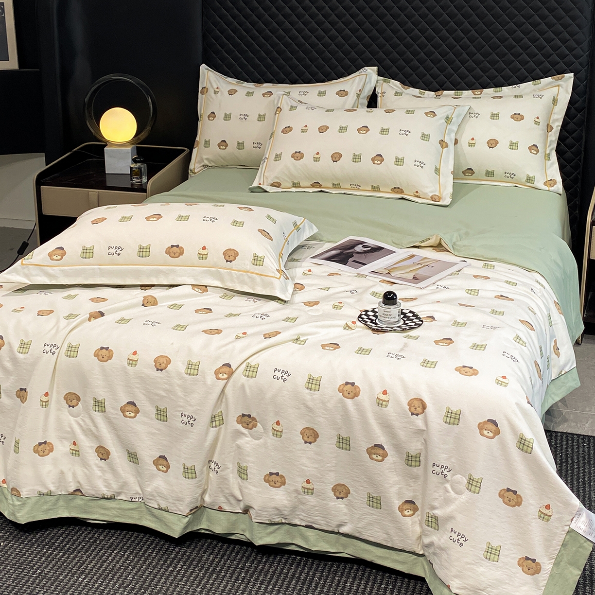 91家纺网 家纺一手货源 找家纺 佳品居 2026新款凉感天丝棉印花系列水洗真丝夏被四件套 快乐小熊