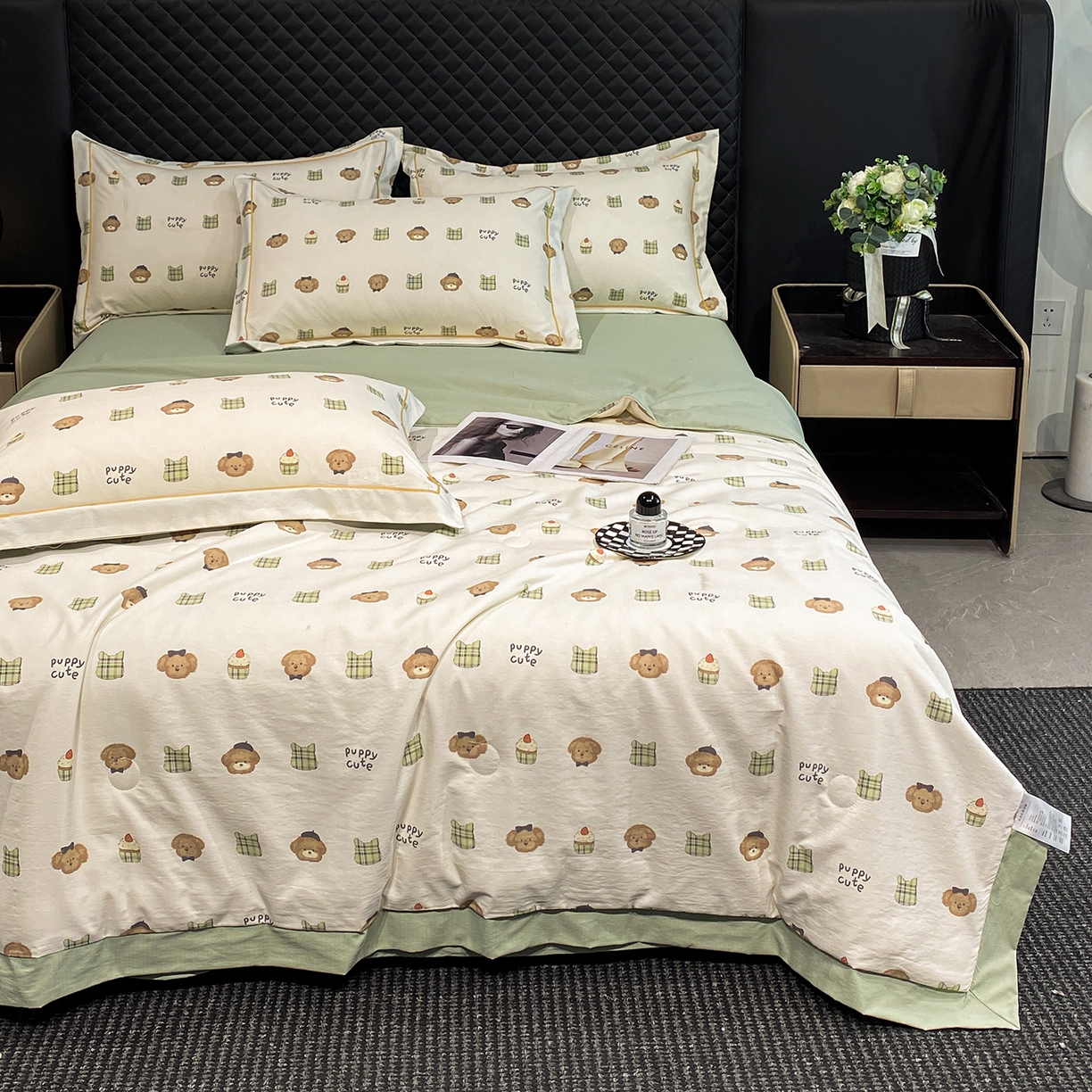 91家纺网 家纺一手货源 找家纺 佳品居 2026新款凉感天丝棉印花系列水洗真丝夏被四件套 快乐小熊