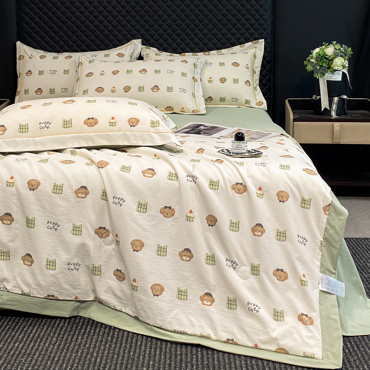 91家纺网 家纺一手货源 找家纺 佳品居 2026新款凉感天丝棉印花系列水洗真丝夏被四件套 快乐小熊