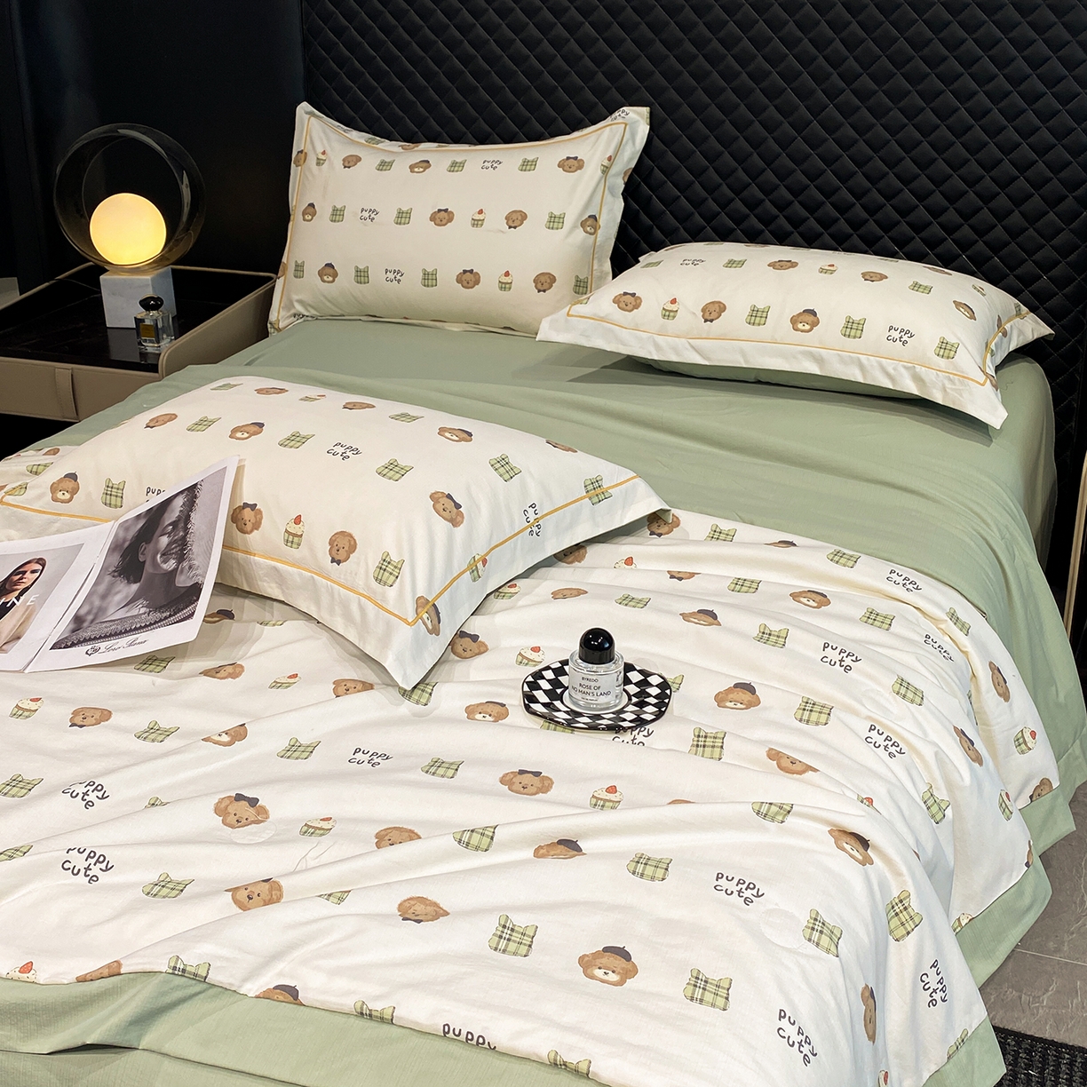 91家纺网 家纺一手货源 找家纺 佳品居 2026新款凉感天丝棉印花系列水洗真丝夏被四件套 快乐小熊