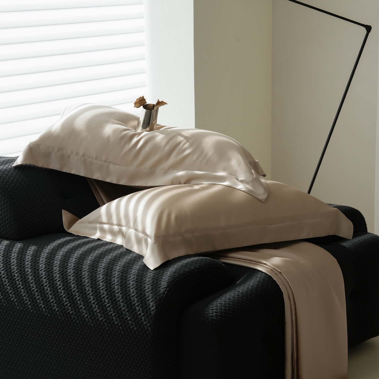 91家纺网 家纺一手货源 找家纺 简纯主义 2026新款100S超细旦进口兰精天丝单枕套枕套单件 新雅棕