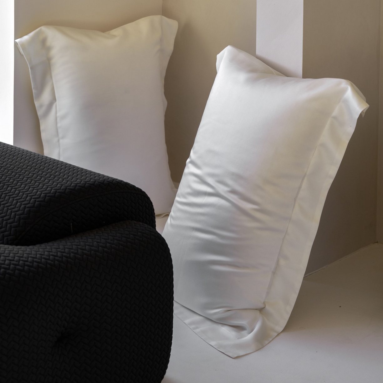 91家纺网 家纺一手货源 找家纺 简纯主义 2026新款100S超细旦进口兰精天丝单枕套枕套单件 杏仁白