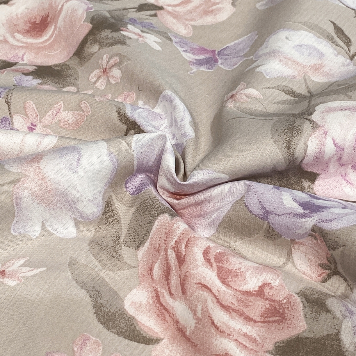 91家纺网 家纺一手货源 找家纺 佳品居 2026新款凉感天丝棉印花系列水洗真丝夏被四件套 莫奈花园-粉