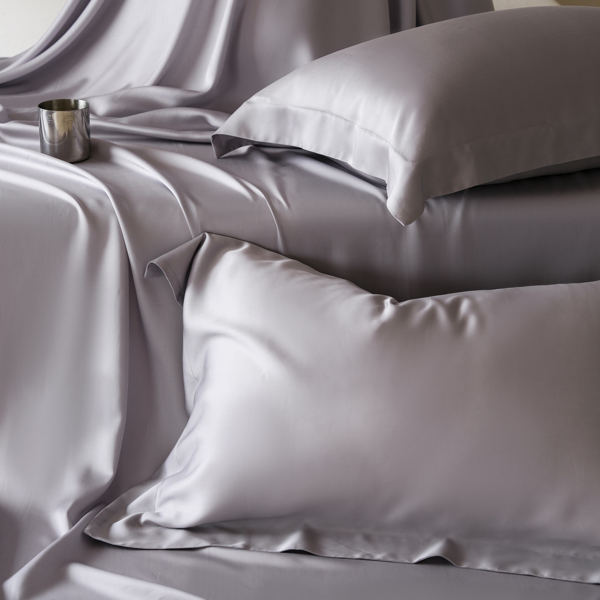 91家纺网 家纺一手货源 找家纺 简纯主义 2026新款100S超细旦进口兰精天丝单枕套枕套单件 紫砂灰