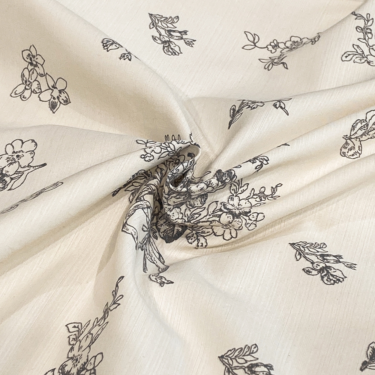 91家纺网 家纺一手货源 找家纺 佳品居 2026新款凉感天丝棉印花系列水洗真丝夏被四件套 南洋假日