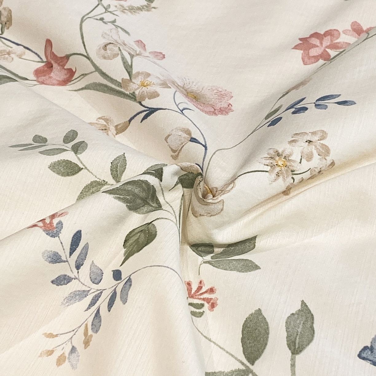 91家纺网 家纺一手货源 找家纺 佳品居 2026新款凉感天丝棉印花系列水洗真丝夏被四件套 未央