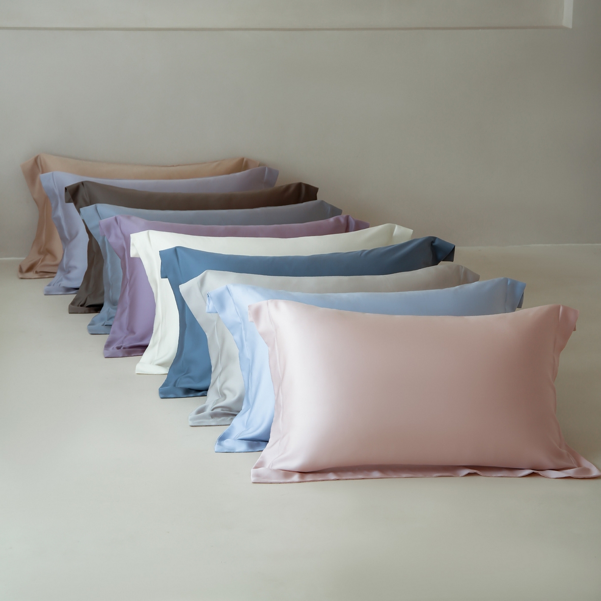 91家纺网 家纺一手货源 找家纺 简纯主义 2026新款100S超细旦进口兰精天丝单枕套枕套单件 组合图仅供展示-不可下单