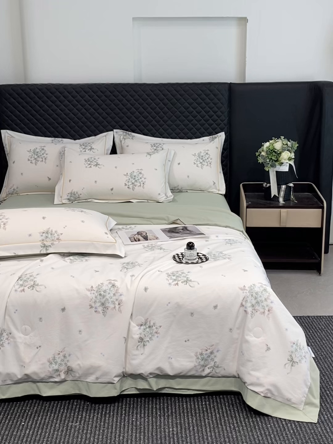 91家纺网 家纺一手货源 找家纺 佳品居 2026新款凉感天丝棉印花系列水洗真丝夏被四件套 花束