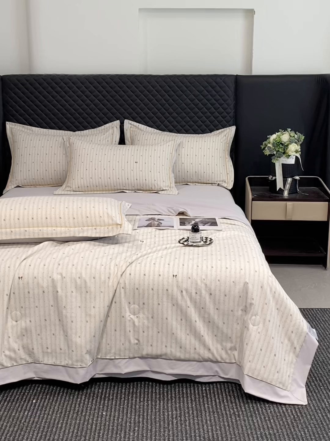 91家纺网 家纺一手货源 找家纺 佳品居 2026新款凉感天丝棉印花系列水洗真丝夏被四件套 蝴蝶梦