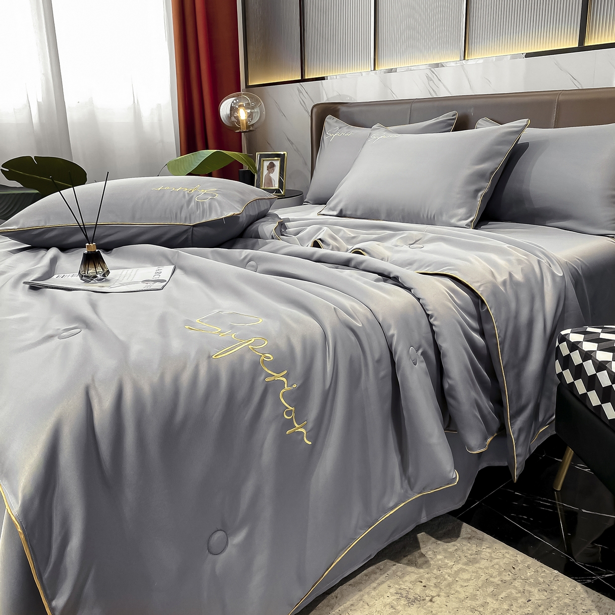91家纺网 家纺一手货源 找家纺 绒城 2026新款字母刺绣水洗天丝夏被夏凉被空调被四件套-字母 字母经典灰