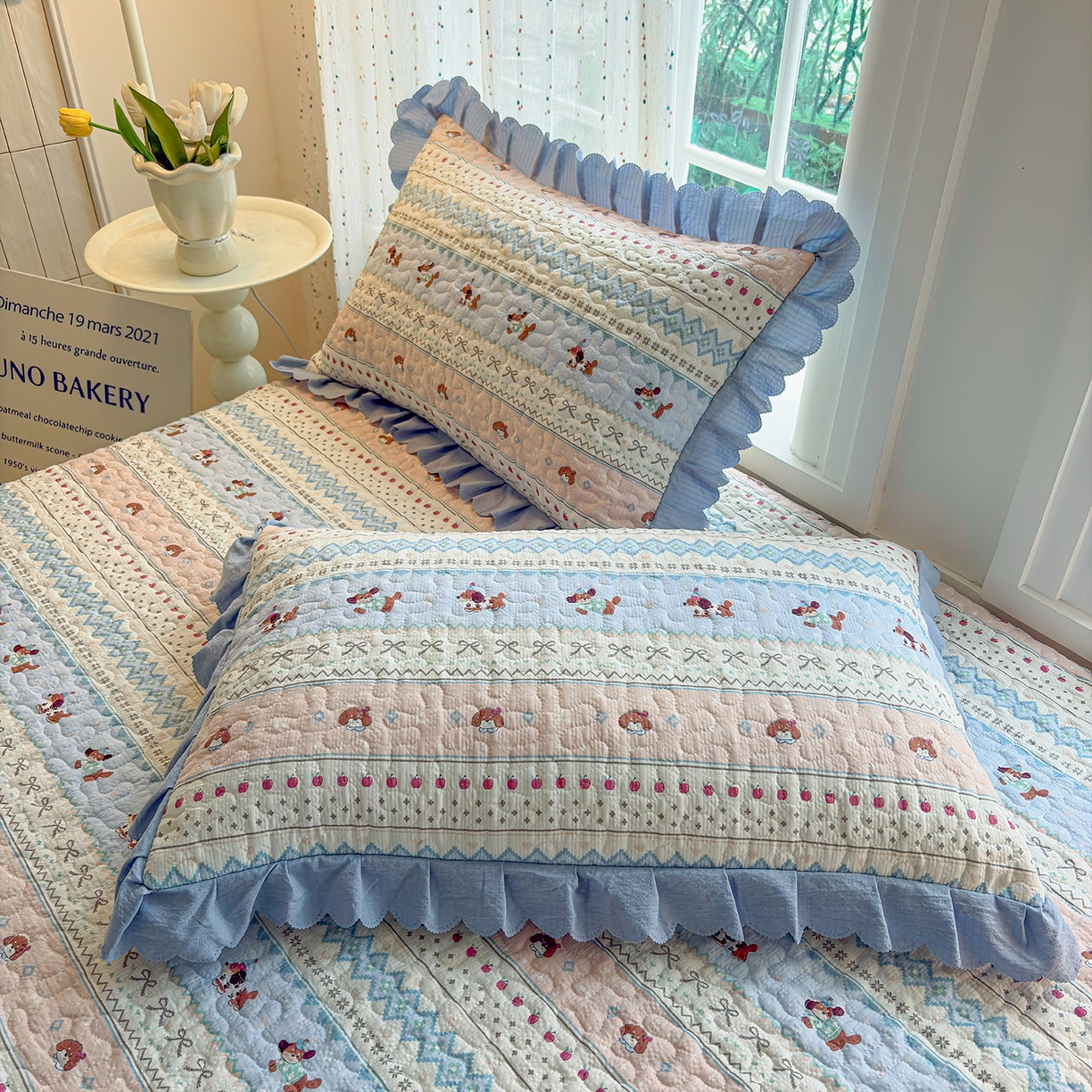 91家纺网 家纺一手货源 找家纺 绒耀家纺 2026春夏直播爆款泡芙棉云感双层纱皱皱纱韩式花边床盖四件套 费尔岛狗狗