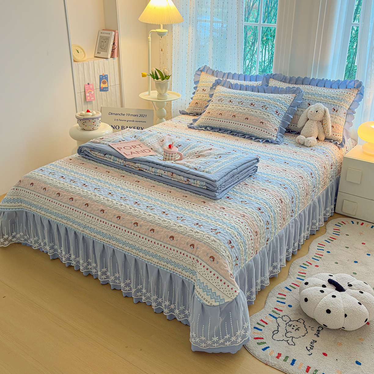 91家纺网 家纺一手货源 找家纺 绒耀家纺 2026春夏直播爆款泡芙棉云感双层纱皱皱纱韩式花边床盖四件套 费尔岛狗狗