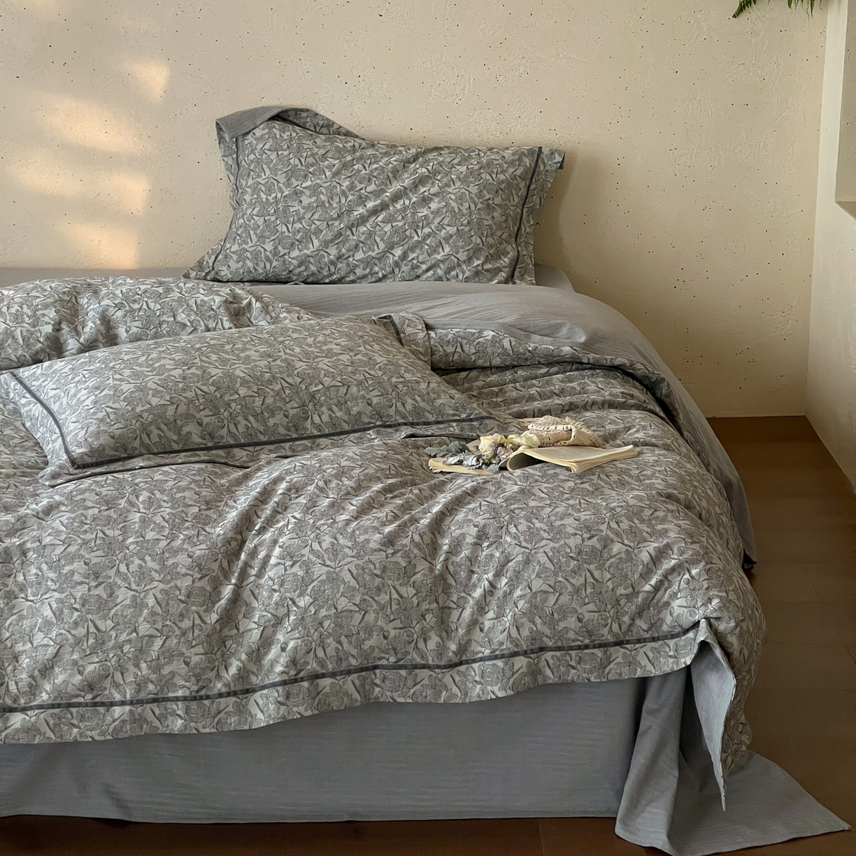 91家纺网 家纺一手货源 找家纺 （总）云上 2026春夏新款全棉纯棉色织提花宽边压丝绒带四件套-乔木（活动后/券后售价 不低于358 上架参考价428起）