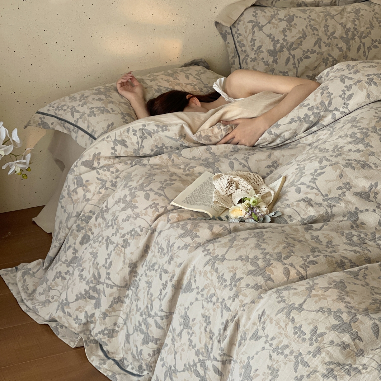 91家纺网 家纺一手货源 找家纺 云上 2026春夏新款全棉纯棉色织提花宽边压丝绒带四件套-乔木（活动后/券后售价 不低于358 上架参考价428起） 乔木-米