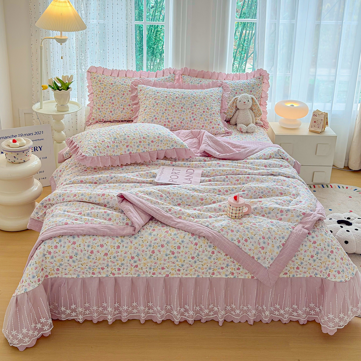 91家纺网 家纺一手货源 找家纺 绒耀家纺 2026春夏直播爆款泡芙棉云感双层纱皱皱纱韩式花边床盖四件套 粉黛