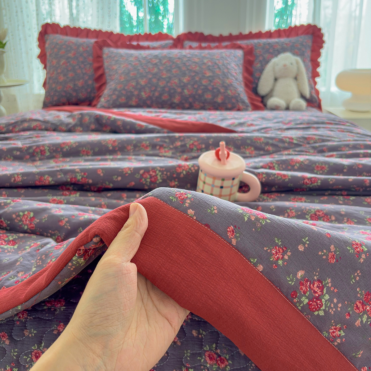 91家纺网 家纺一手货源 找家纺 绒耀家纺 2026春夏直播爆款泡芙棉云感双层纱皱皱纱韩式花边床盖四件套 花仙谷