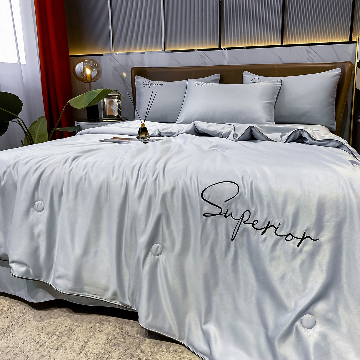 91家纺网 家纺一手货源 找家纺 绒城 2026新款字母刺绣水洗天丝夏被夏凉被空调被四件套-字母 字母气质灰