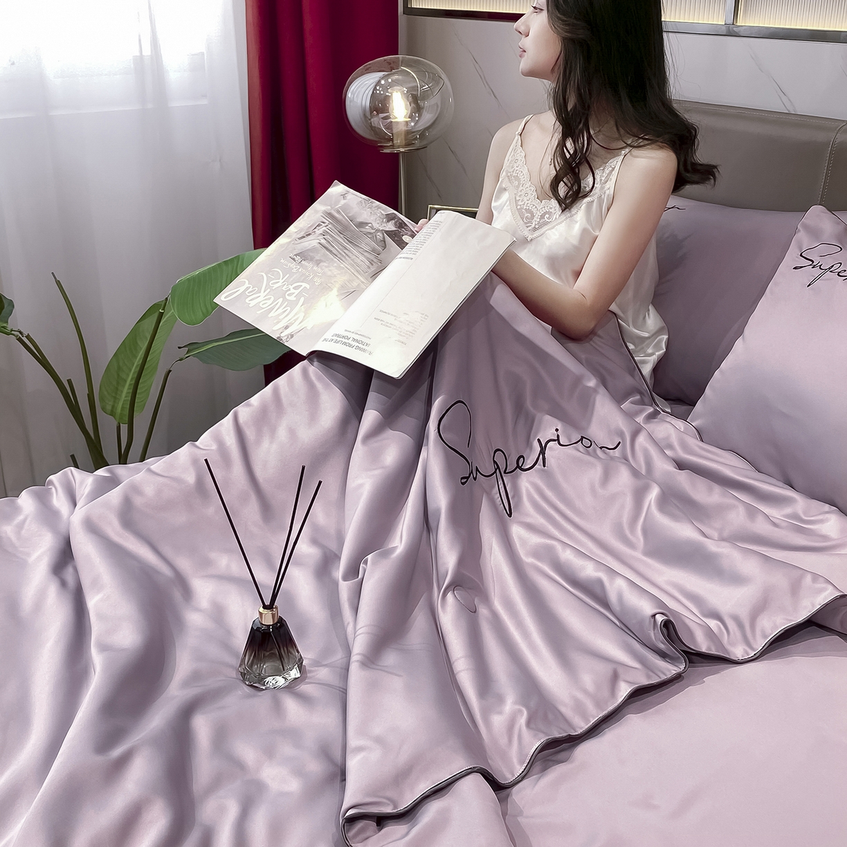 91家纺网 家纺一手货源 找家纺 绒城 2026新款字母刺绣水洗天丝夏被夏凉被空调被四件套-字母 字母烟熏紫