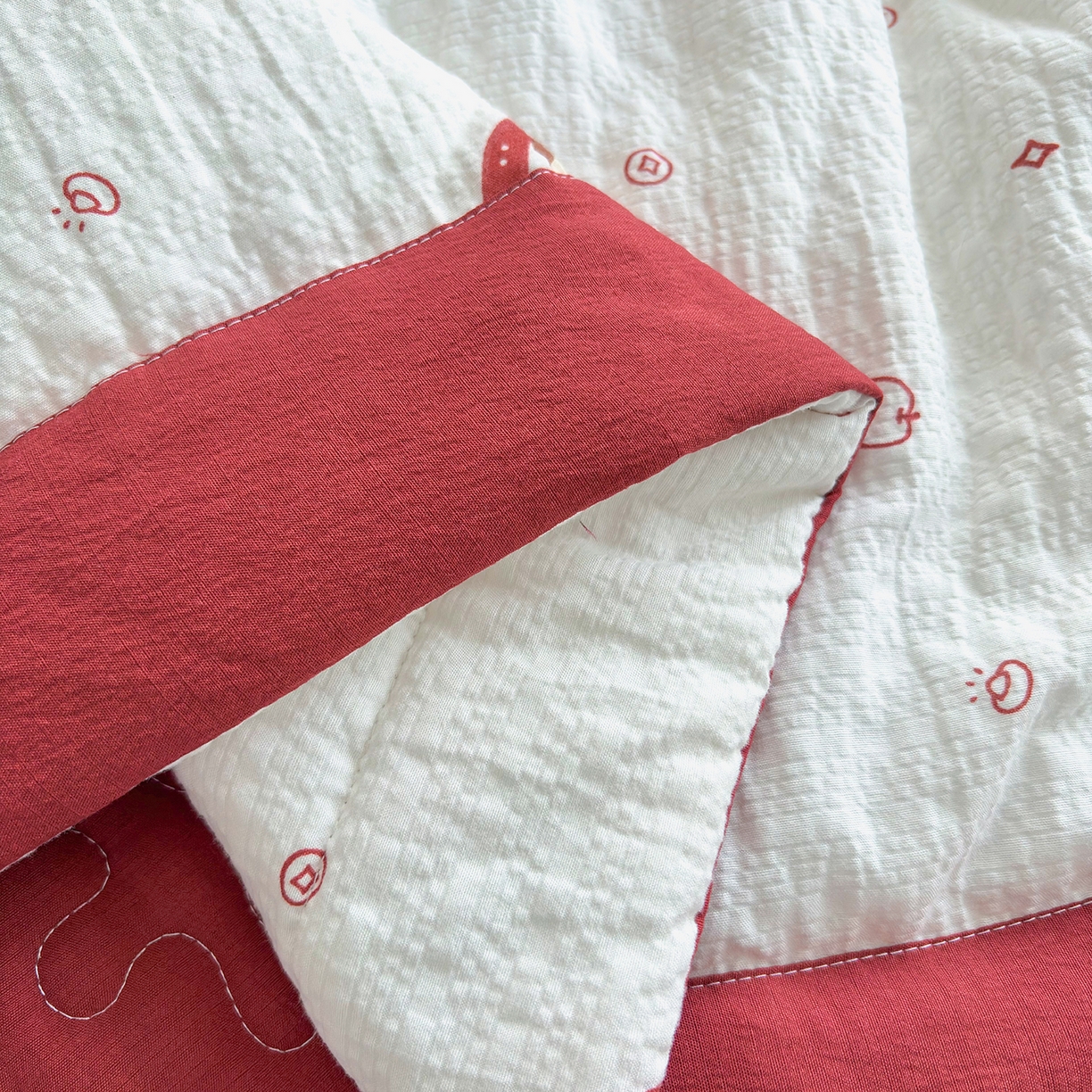 91家纺网 家纺一手货源 找家纺 （总）绒耀家纺 2026春夏直播爆款泡芙棉云感双层纱皱皱纱韩式花边床盖四件套