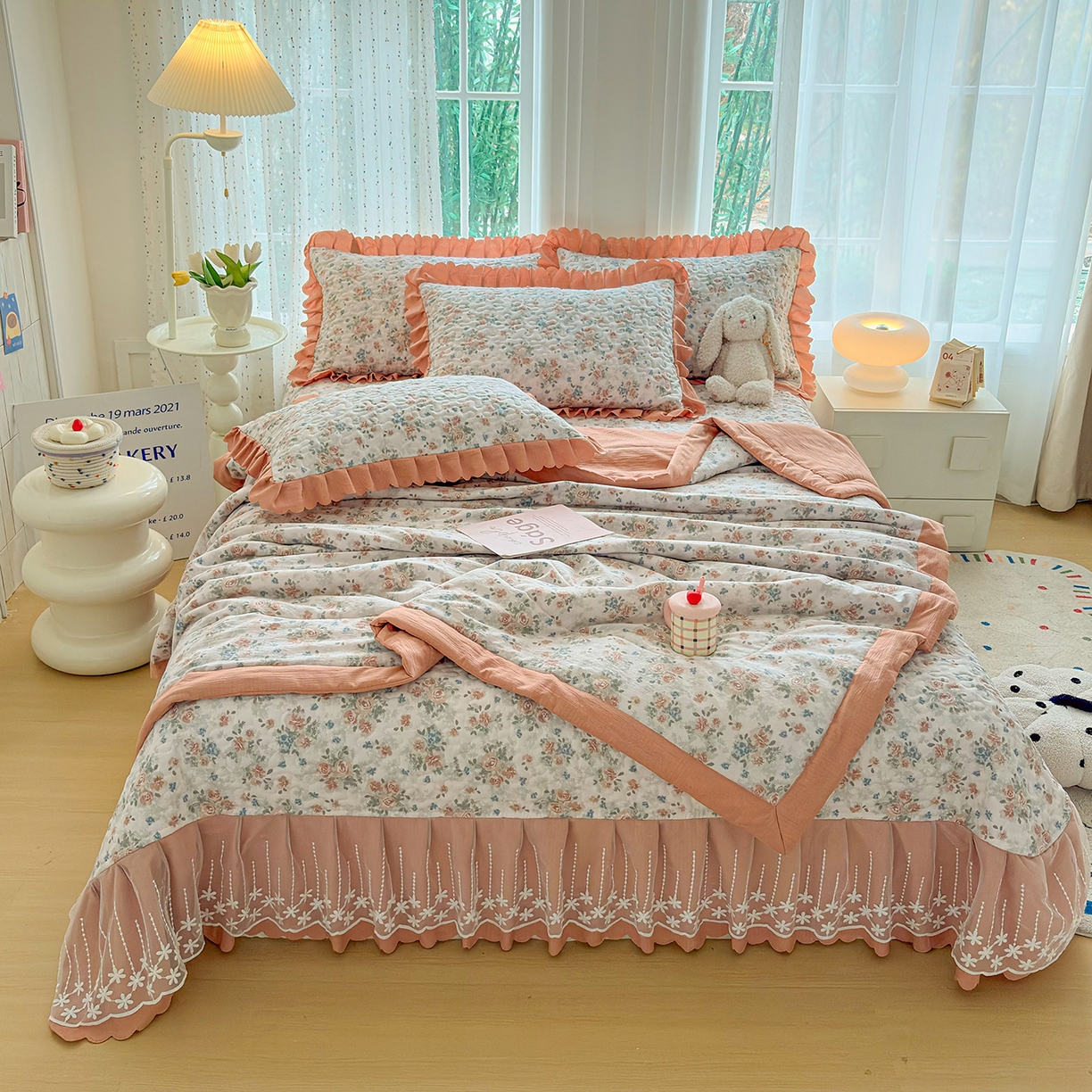 91家纺网 家纺一手货源 找家纺 绒耀家纺 2026春夏直播爆款泡芙棉云感双层纱皱皱纱韩式花边床盖四件套 蔷薇