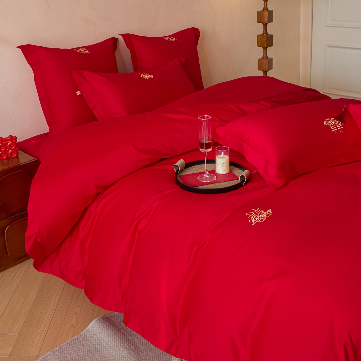 91家纺网 家纺一手货源 找家纺 东方合美（原：皇家传奇） 2026新款长绒棉轻奢婚庆四件套 两小无猜